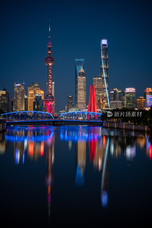 上海乍浦路桥夜景