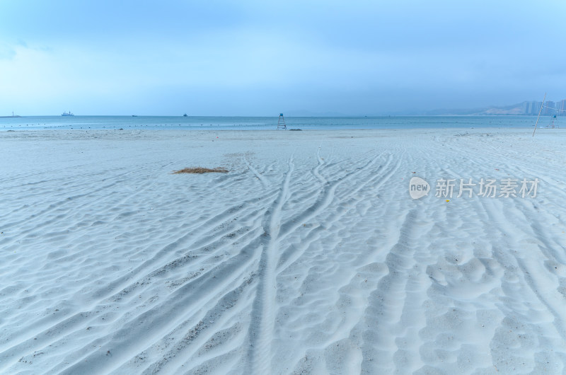 惠州双月湾旅游景区滨海沙滩海浪海景风光