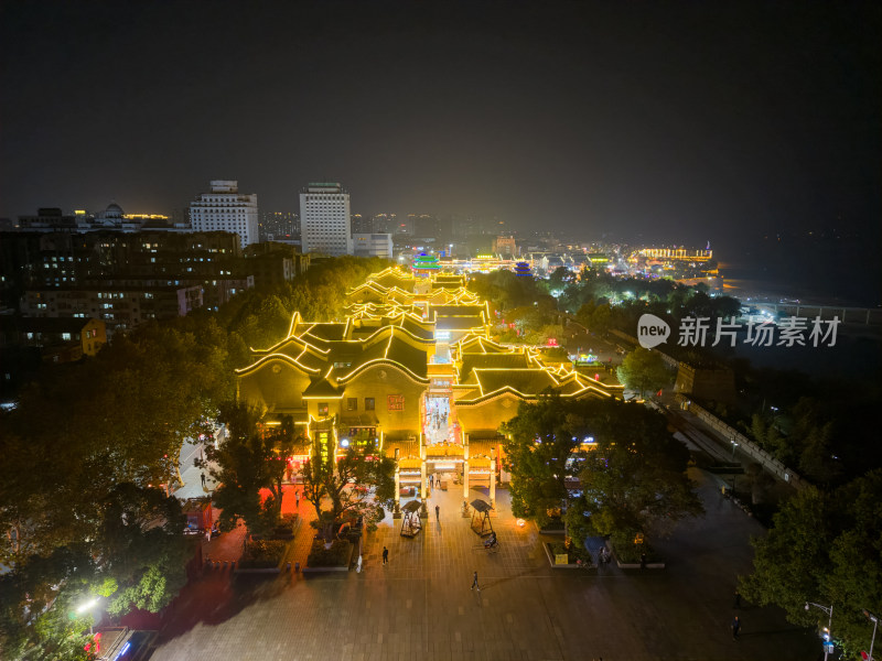 湖南岳阳楼景区汴河街夜景航拍