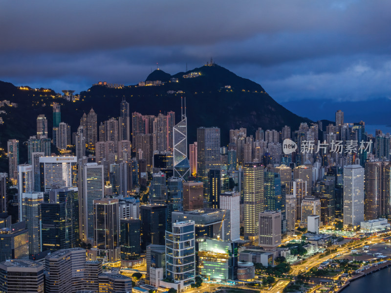 香港维多利亚港CBD中环夜景高空航拍