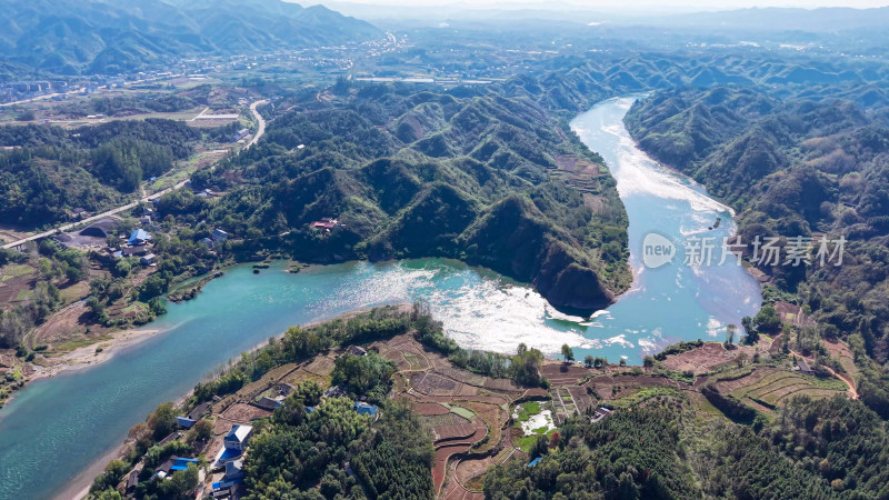 祖国大好河山青山绿水航拍图