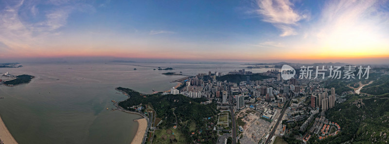 广东珠海城市晚霞日落航拍全景图