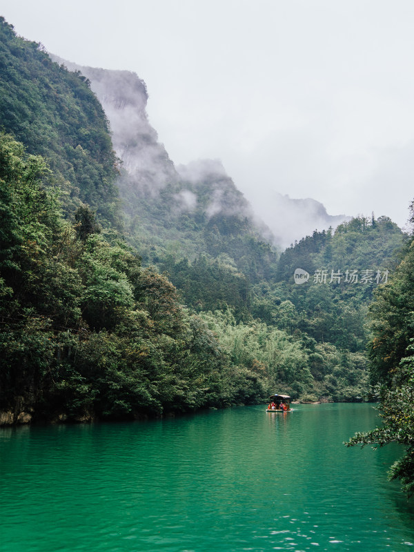 黔南荔波大七孔景区恐怖峡