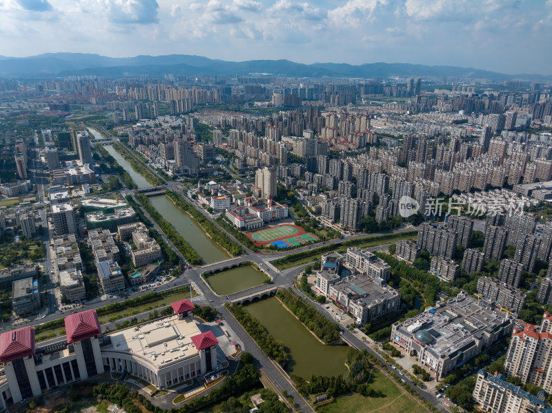 江西南昌鸟瞰城市高速公路与高楼交汇航拍