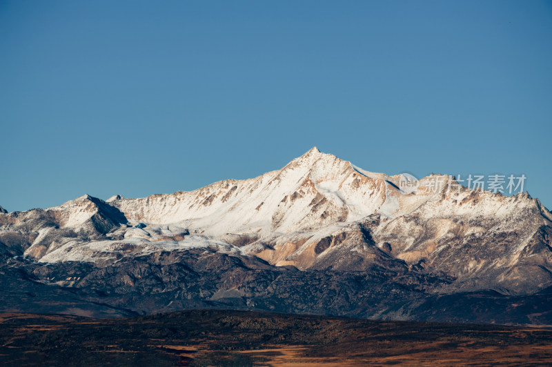 川西高原雪山