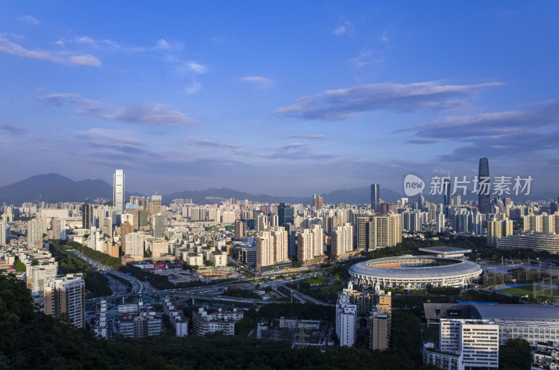 深圳笔架山顶看罗湖CBD城市高楼建筑全景