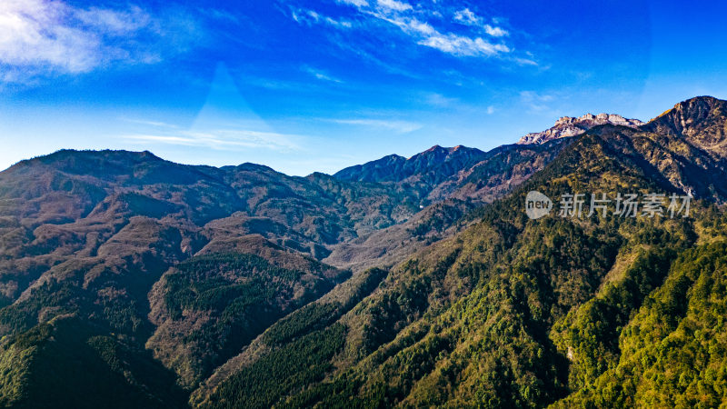 航拍大山