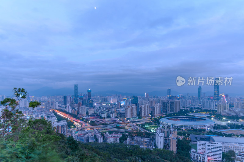 深圳笔架山俯瞰城市摩天大楼建筑夜景灯光