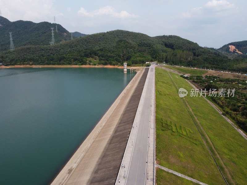 航拍广东省东莞市清溪镇城市风光自然风光