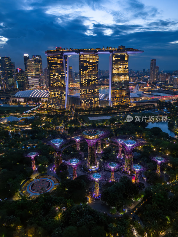 新加坡滨海湾金沙海滨奥林匹克蓝调夜景航拍