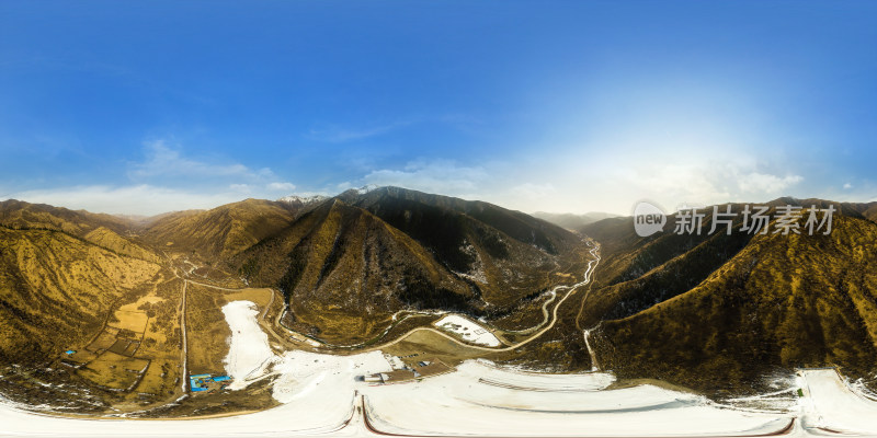 西部高原公路滑雪场风光全景图