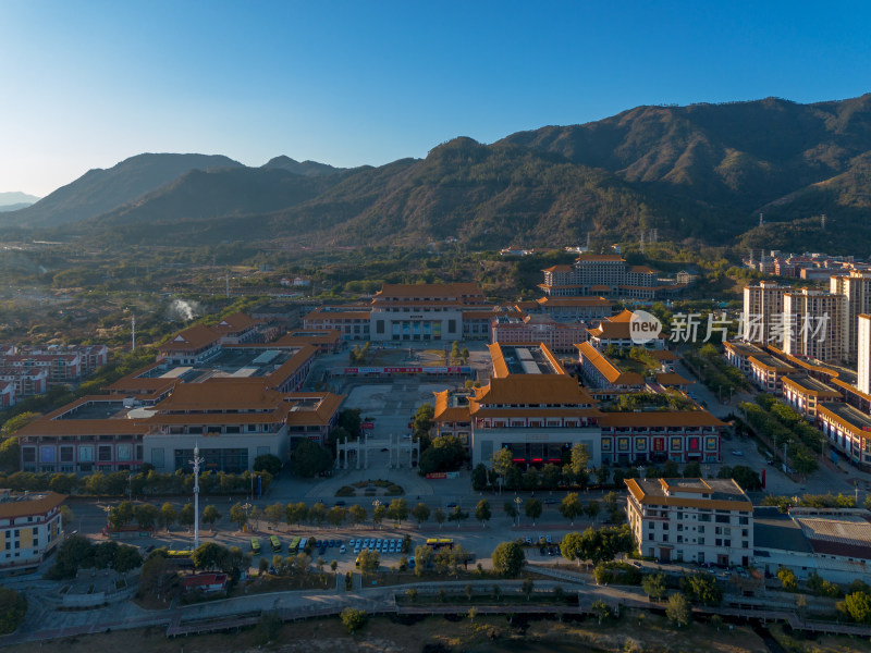 仙游依山傍水的城镇鸟瞰全景