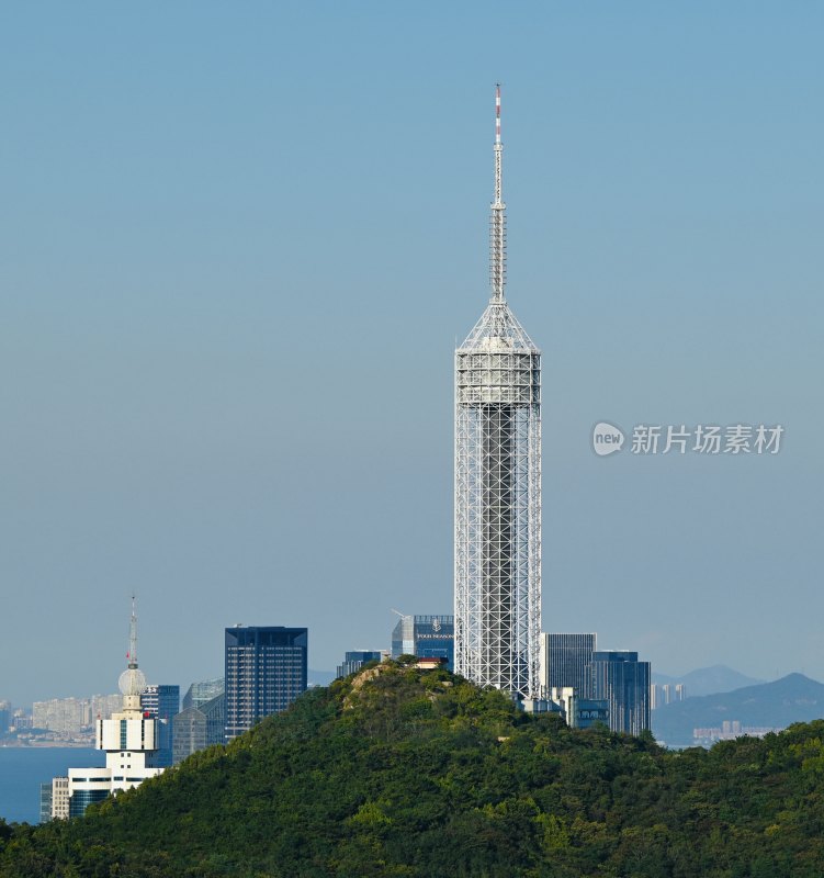 山顶信号塔