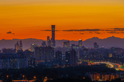 夕阳下的国贸CBD中央商务区中国尊