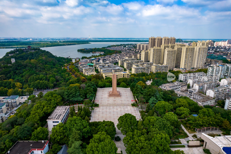 江苏镇江城市风光航拍图