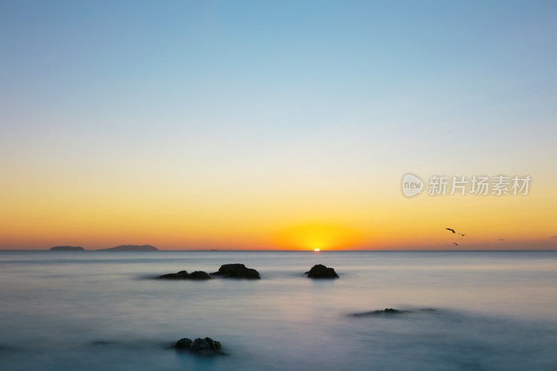 海上日出全景图