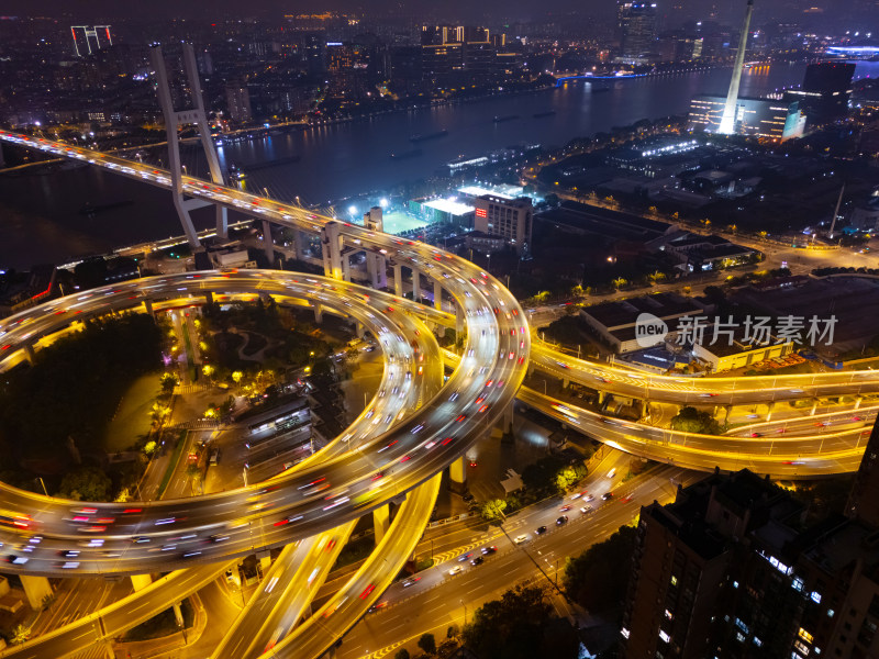 航拍俯瞰上海南浦大桥夜景