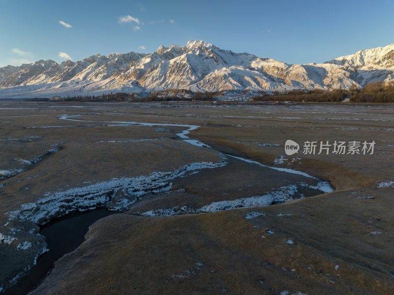 新疆喀什塔县帕米尔高原塔合曼湿地河道航拍