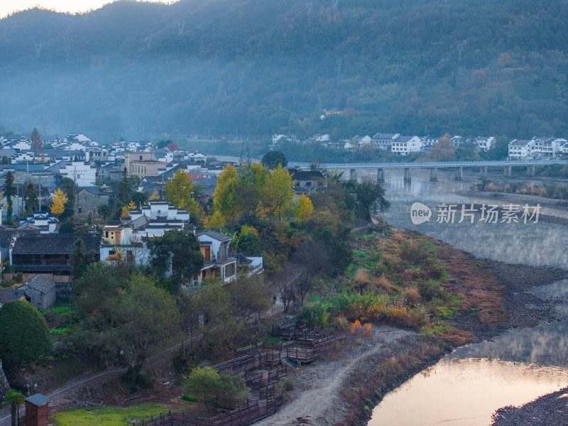 航拍安徽宣城泾县桃花潭风景区老街村庄