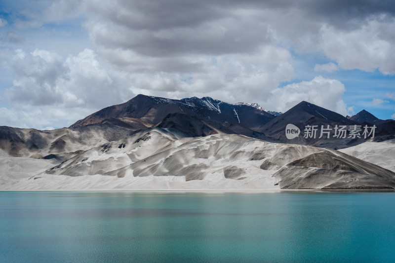 新疆克孜勒苏白沙湖