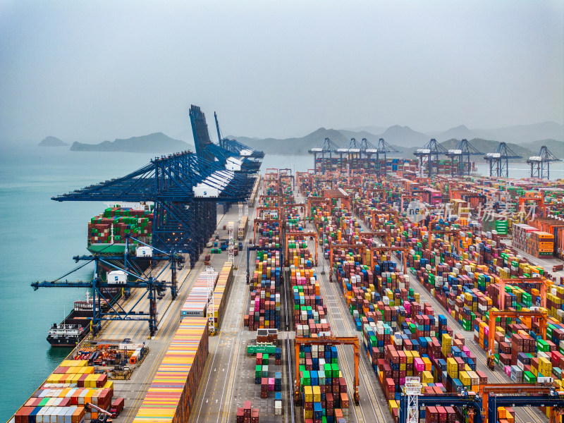 盐田国际集装箱码头