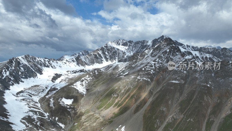 雪山航拍