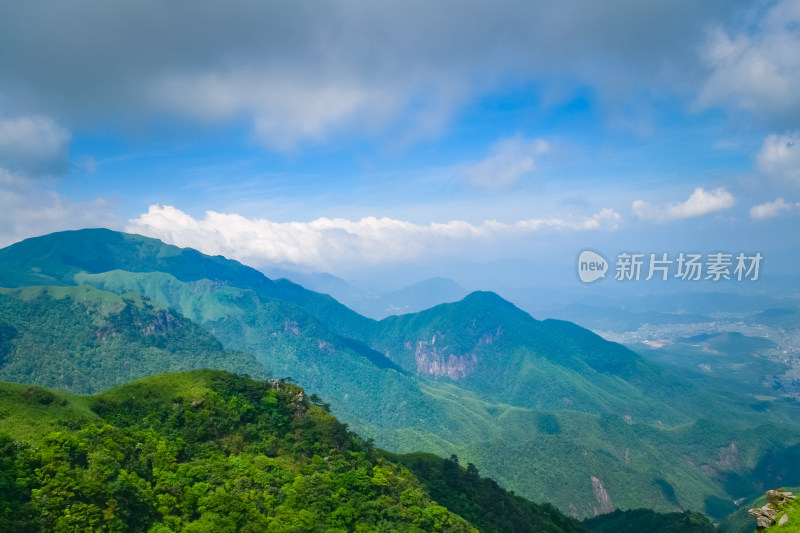 夏天江西武功山的高山草甸