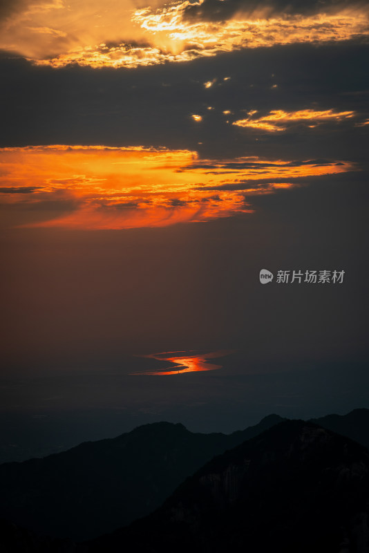 西岳华山日出日落朝霞晚霞云海美景