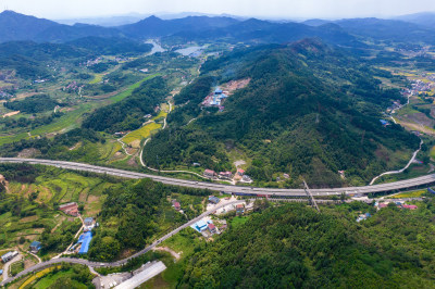 丘陵地貌山川丘陵航拍摄影图