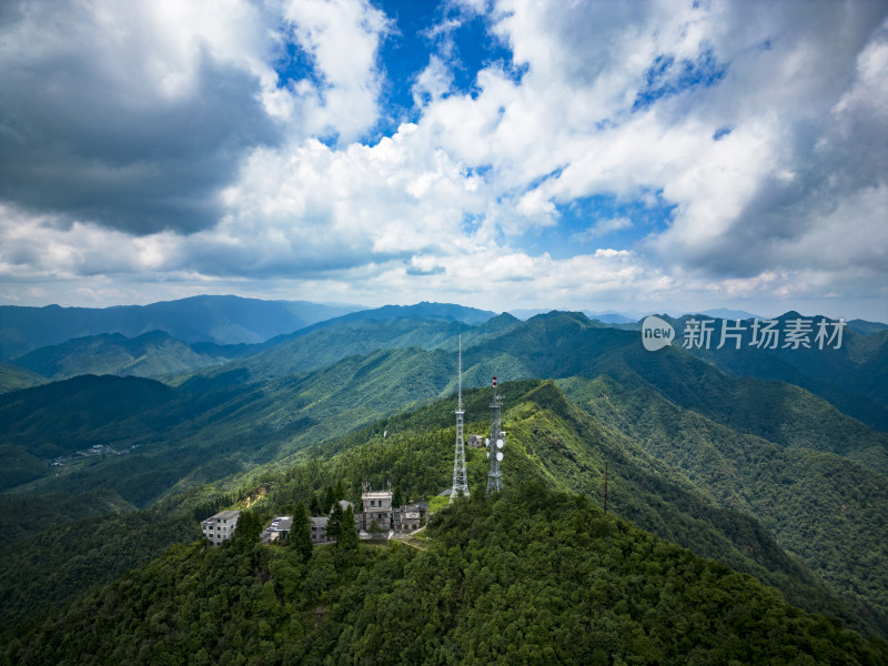 祖国壮丽河山江西井冈山群山