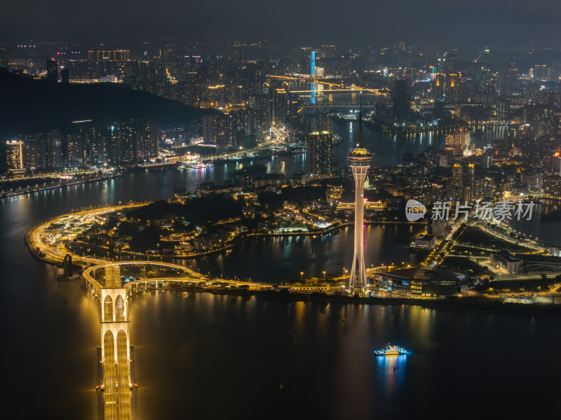 澳门半岛新葡京澳门塔CBD夜景高空航拍