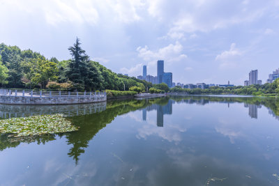 武汉江汉区后襄河公园风景