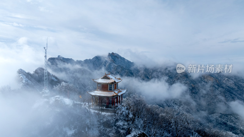 高山雪后云海航拍