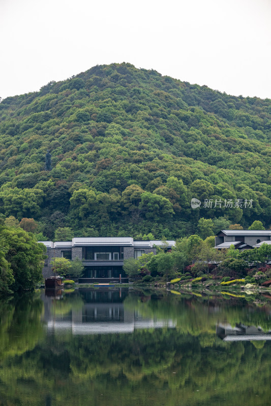 杭州湘湖风景区自然山水倒影景观