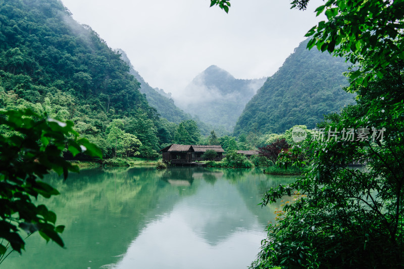 黔南荔波小七孔景区上己定湖