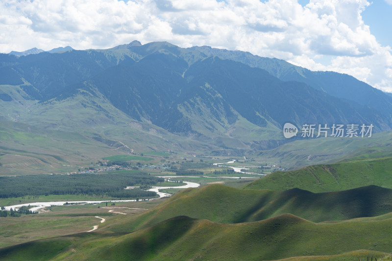 新疆琼库什台风景