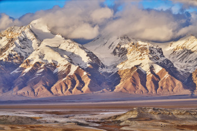 塔县十八罗汉峰