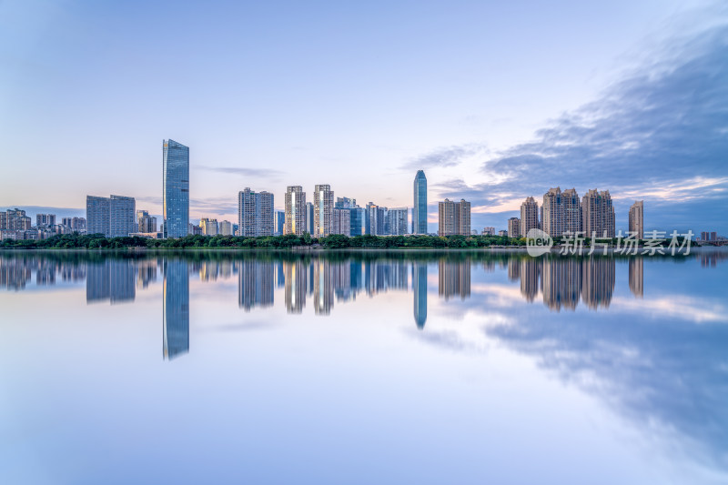 广东惠州富力 丽港中心夜景