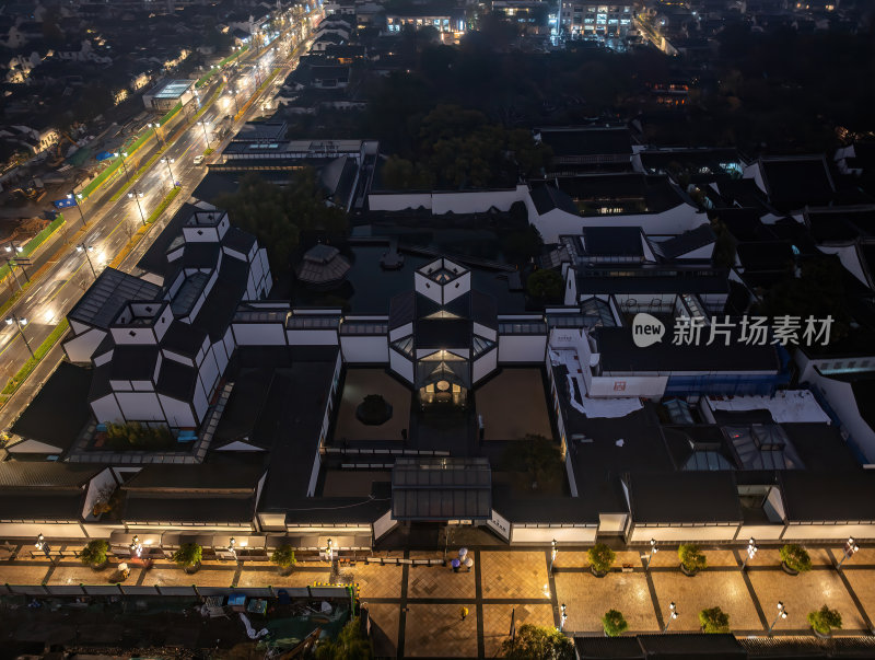 江苏苏州博物馆姑苏城中式建筑美学夜景航拍