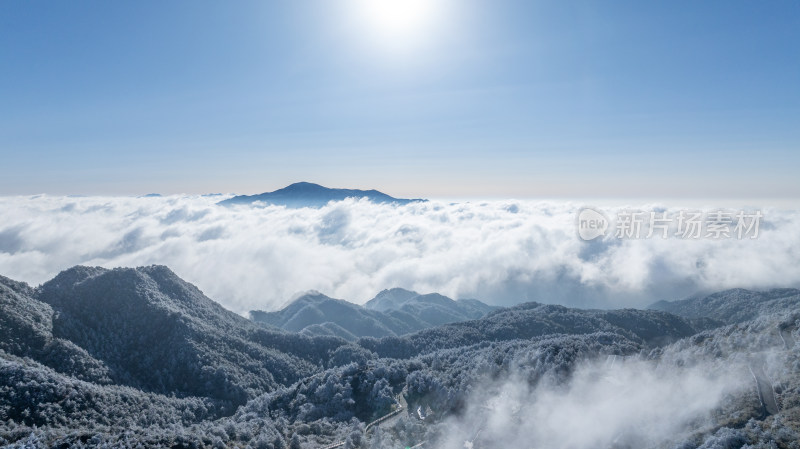 唯美高山日出云海冬季雾凇森林美景大好河山