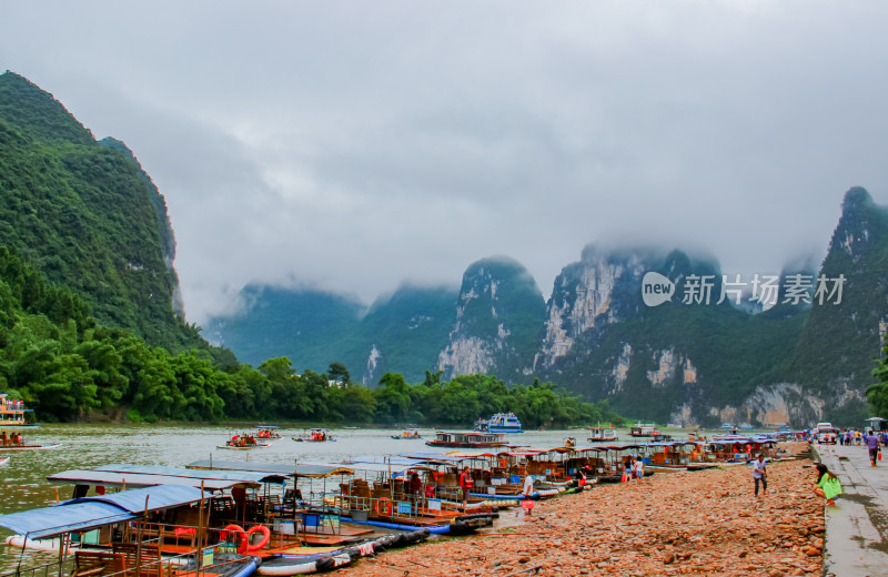 桂林阳朔漓江山水风光