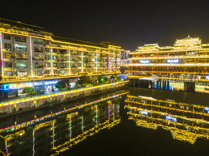 湖南通道侗族建筑夜景摄影图