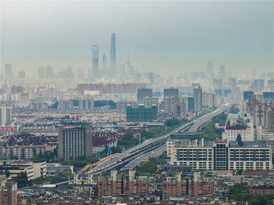 航拍上海陆家嘴城市天际线全景图