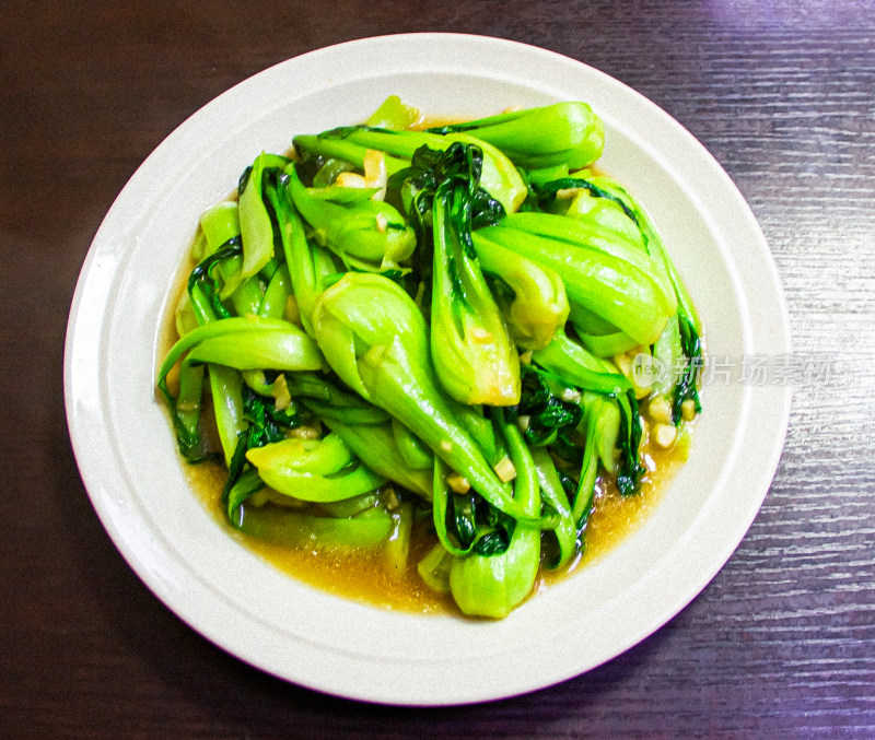 蒜蓉炒油菜绿色美味健康