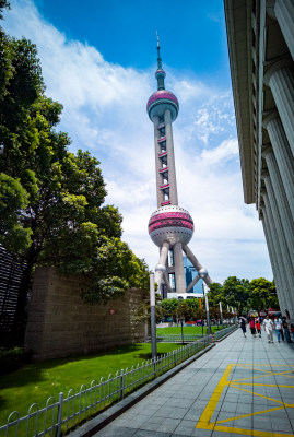 上海苏州河外滩外白渡桥陆家嘴城市建筑景观