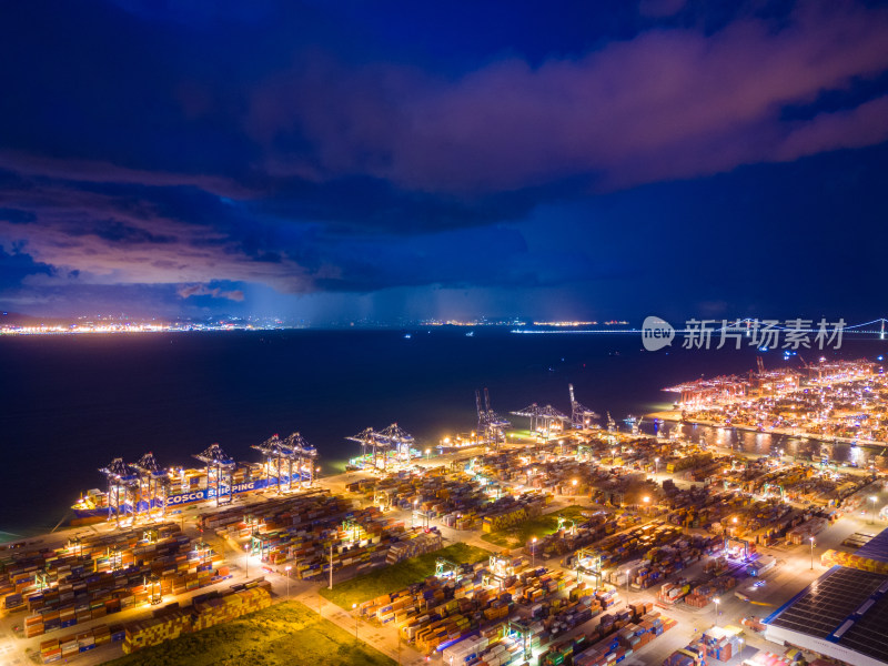 广州南沙港码头夜景