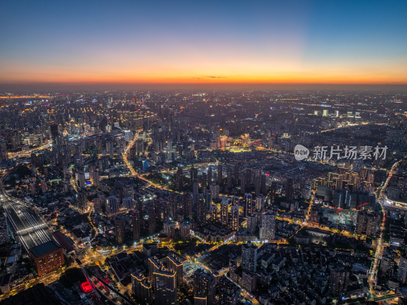 航拍上海现代都市摩天大楼陆家嘴外滩夜景