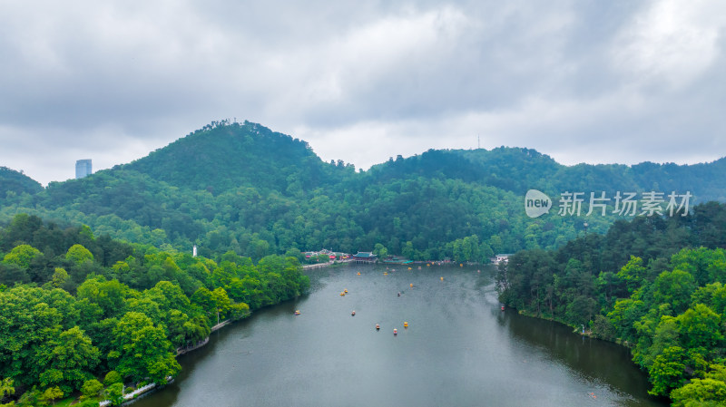 贵州省贵阳市黔灵山公园景色