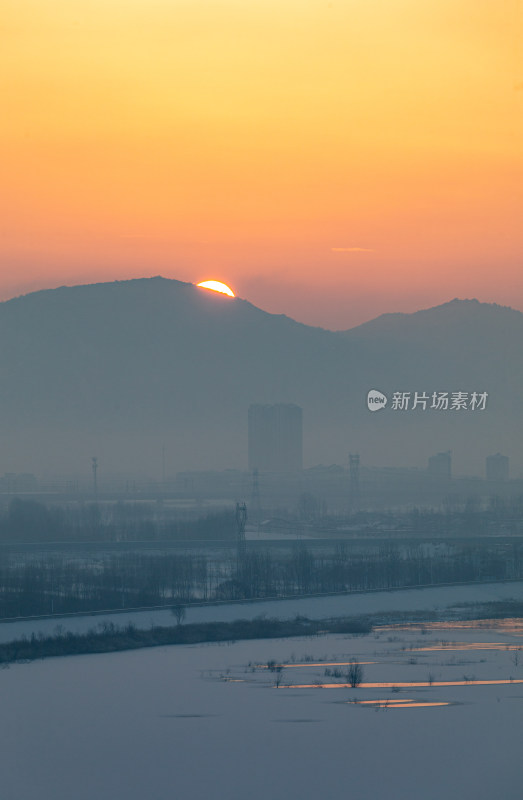 山东济宁邹城孟子湖日出