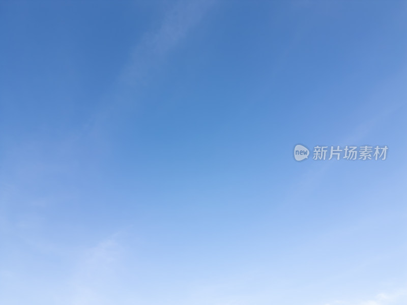 无人机高空航拍的天空